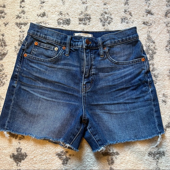 Madewell Denim Cut-Off Shorts - Picture 5 of 15